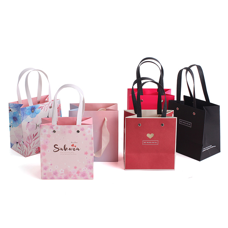 colored paper bags(2).jpg